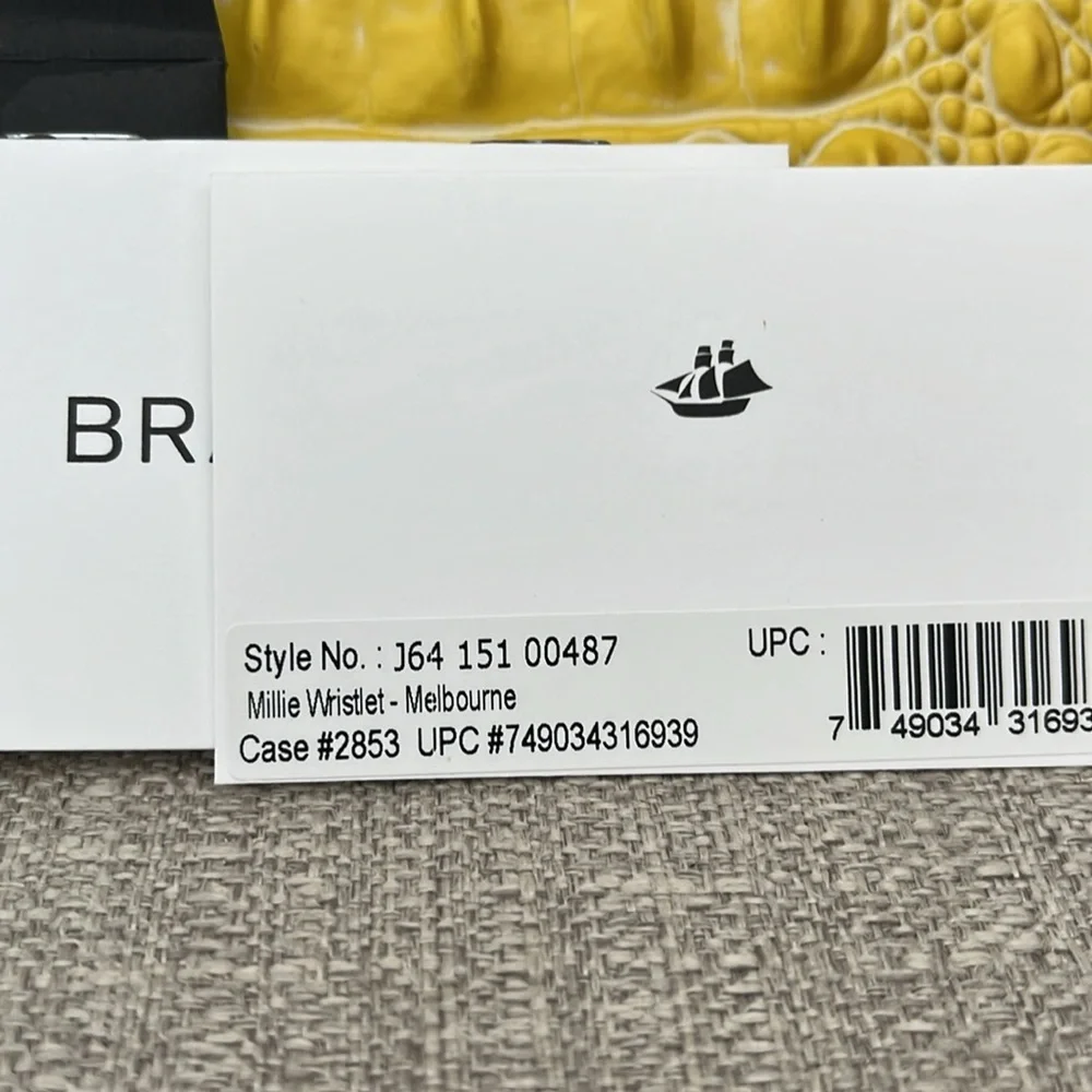 BRAHMIN | MILLIE WRISTLET - Picture 8 of 9